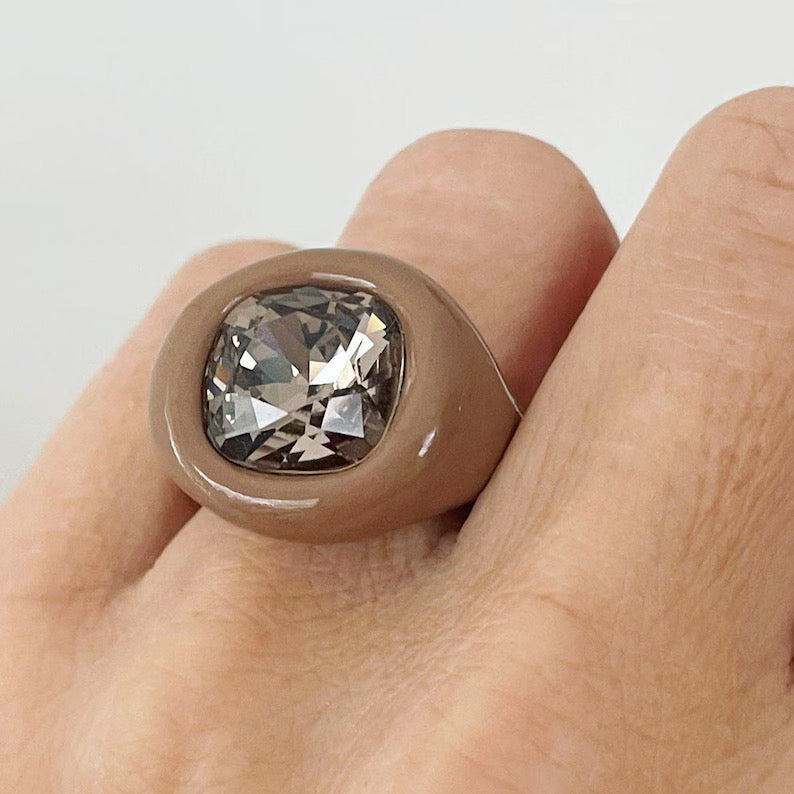 Cacao brown cushion 12mm crystal ring