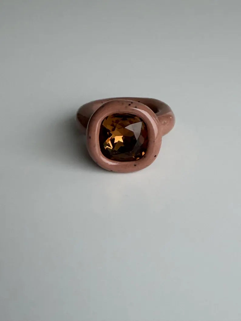 Cacao brown chocolate chip effect with 12 mm topaz crystal