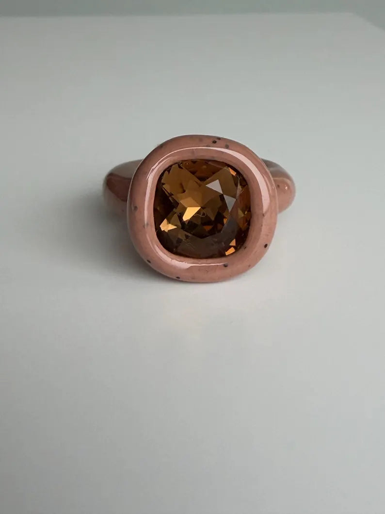 Cacao brown chocolate chip effect with 12 mm topaz crystal