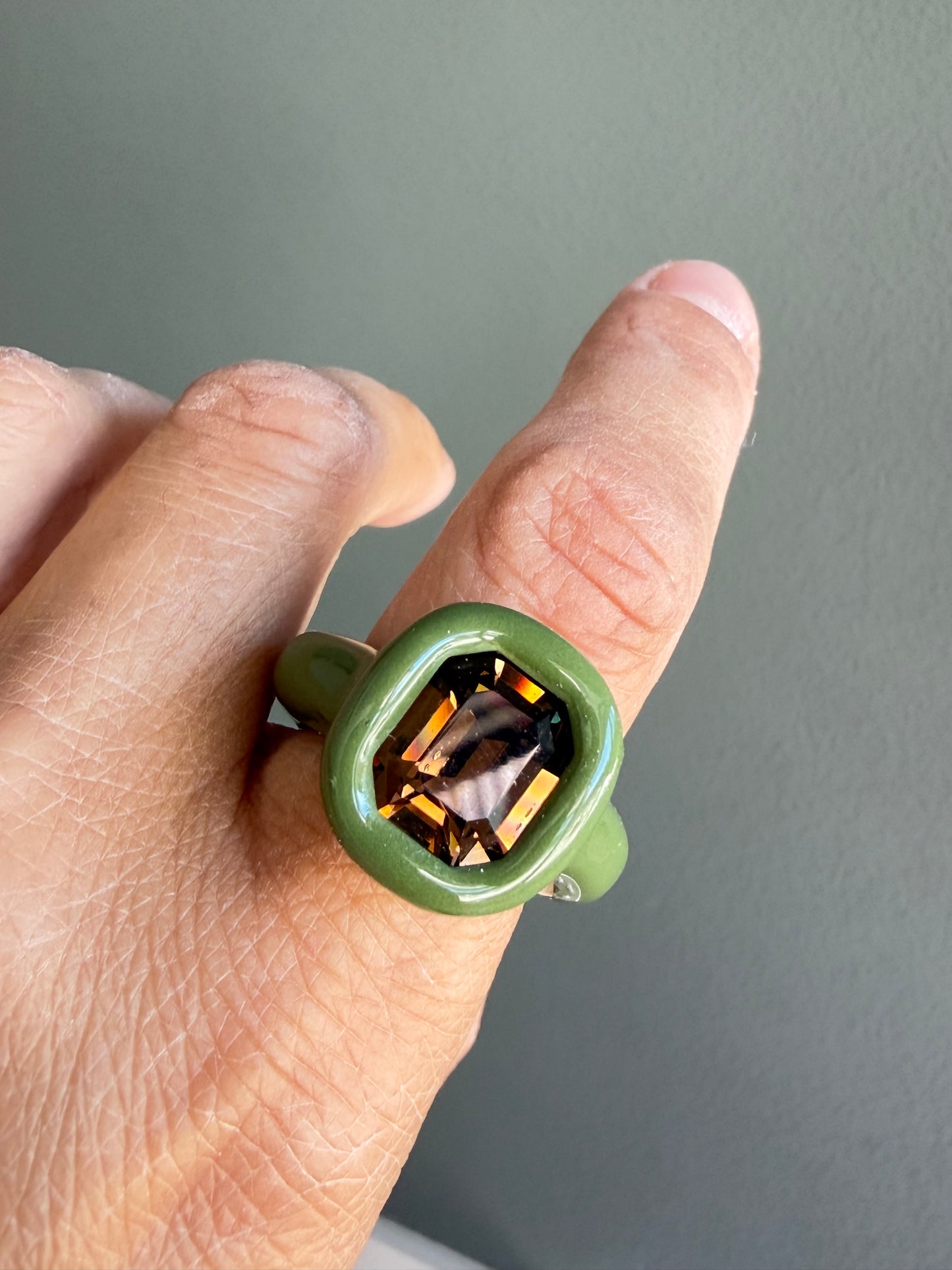 Khakki green pilyner ring with dark brown topaz octagon crystal