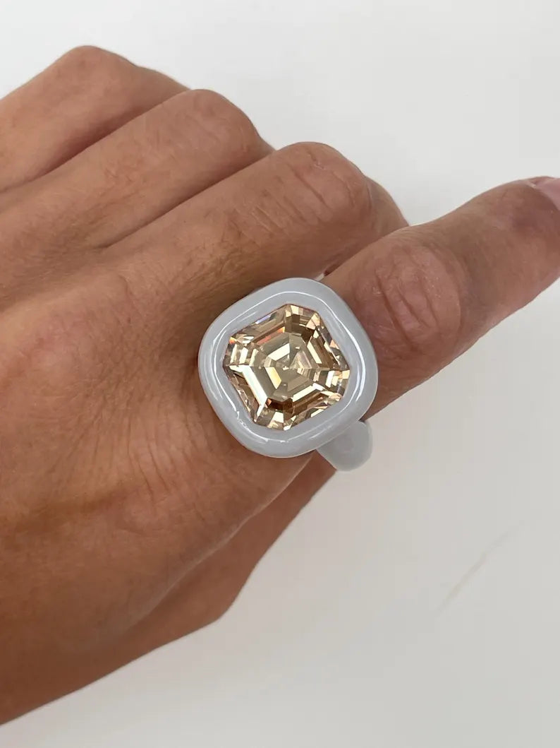 Gray polymer ring with 14mm square champagne crystal