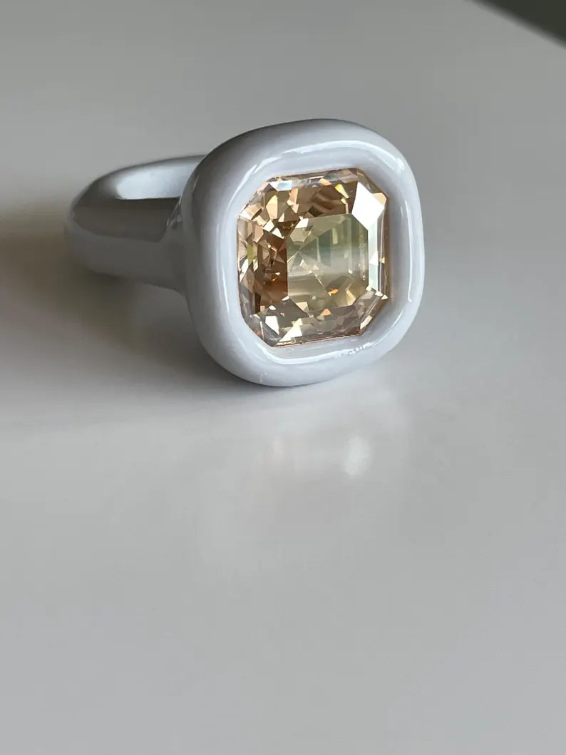 Gray polymer ring with 14mm square champagne crystal