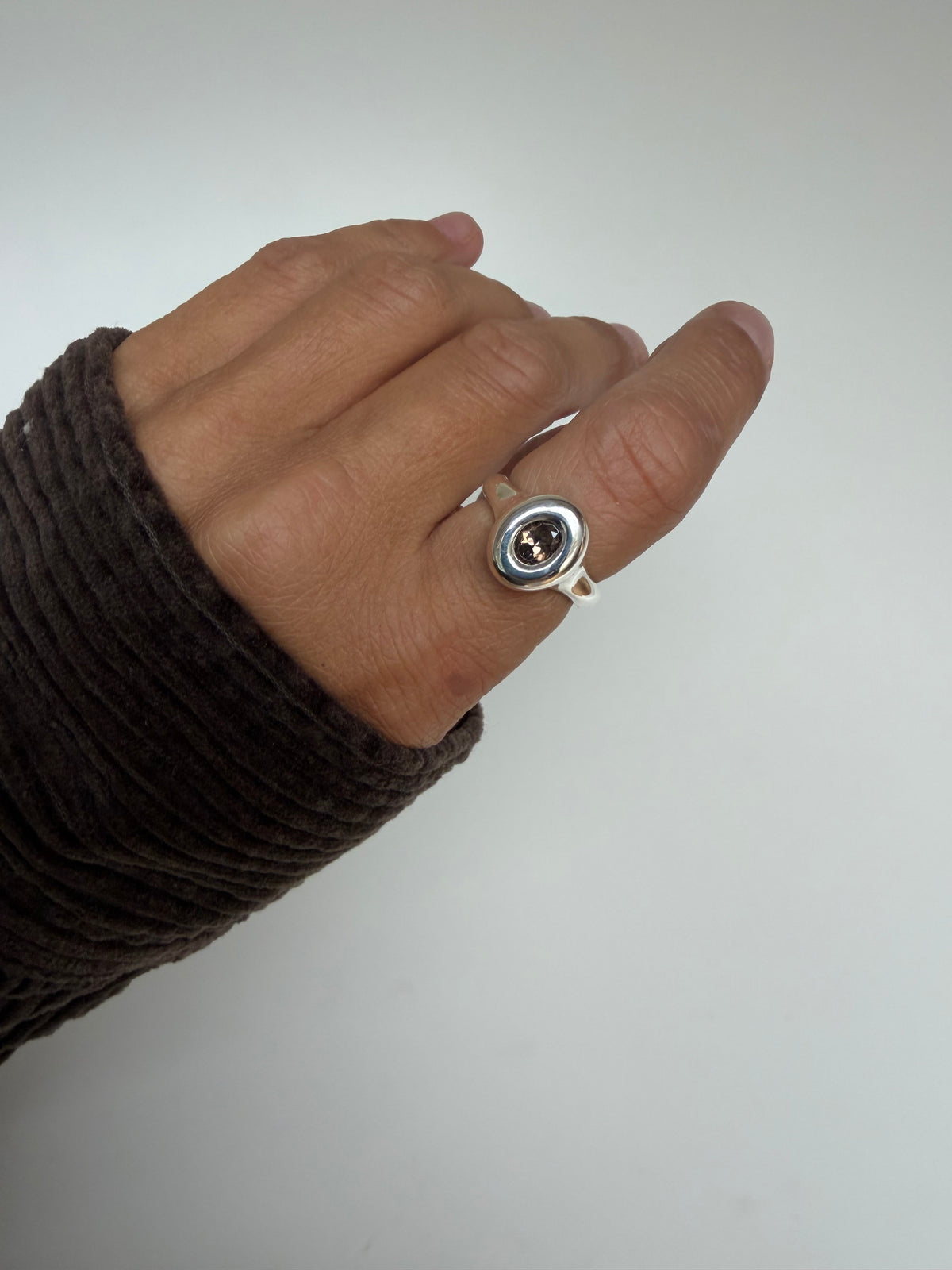 Brown Capsule Classic Oval Bubble ring with Brown Natural Zircon