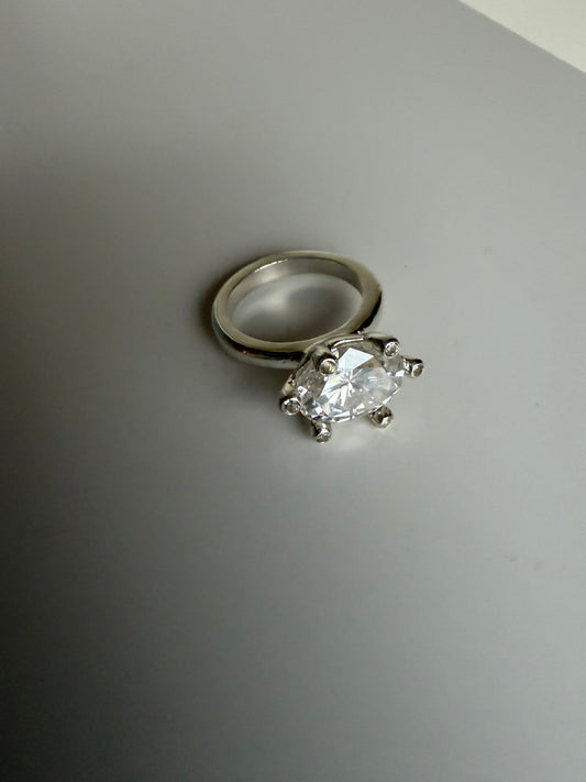 Festive Capsule 5 ct moissanite ring with sapphires in silver