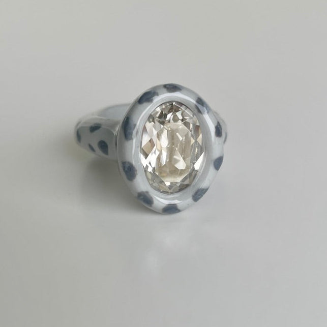 Snow Leopard Print Gray Oval Gray Diamond Crystal Polymer Ring