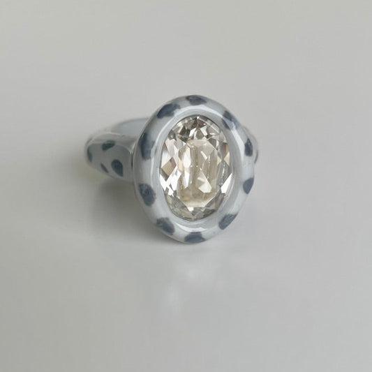 Snow Leopard Print Gray Oval Gray Diamond Crystal Polymer Ring